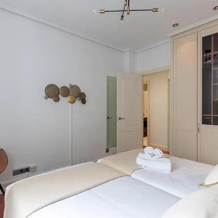 La Alameda De Indautxu アパート ビルバオ